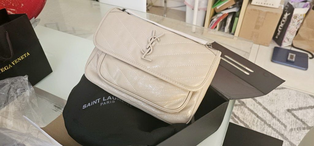 SAINT LAURENT NIKI MEDIUM IN CRINKLED VINTAGE LEATHER photo review